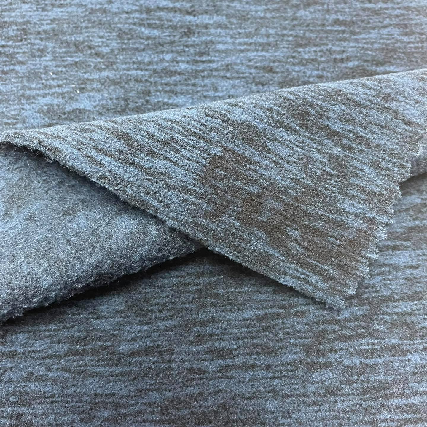 Umber 100% Polyester Polar Fleece - LA DESIGNER - 64W